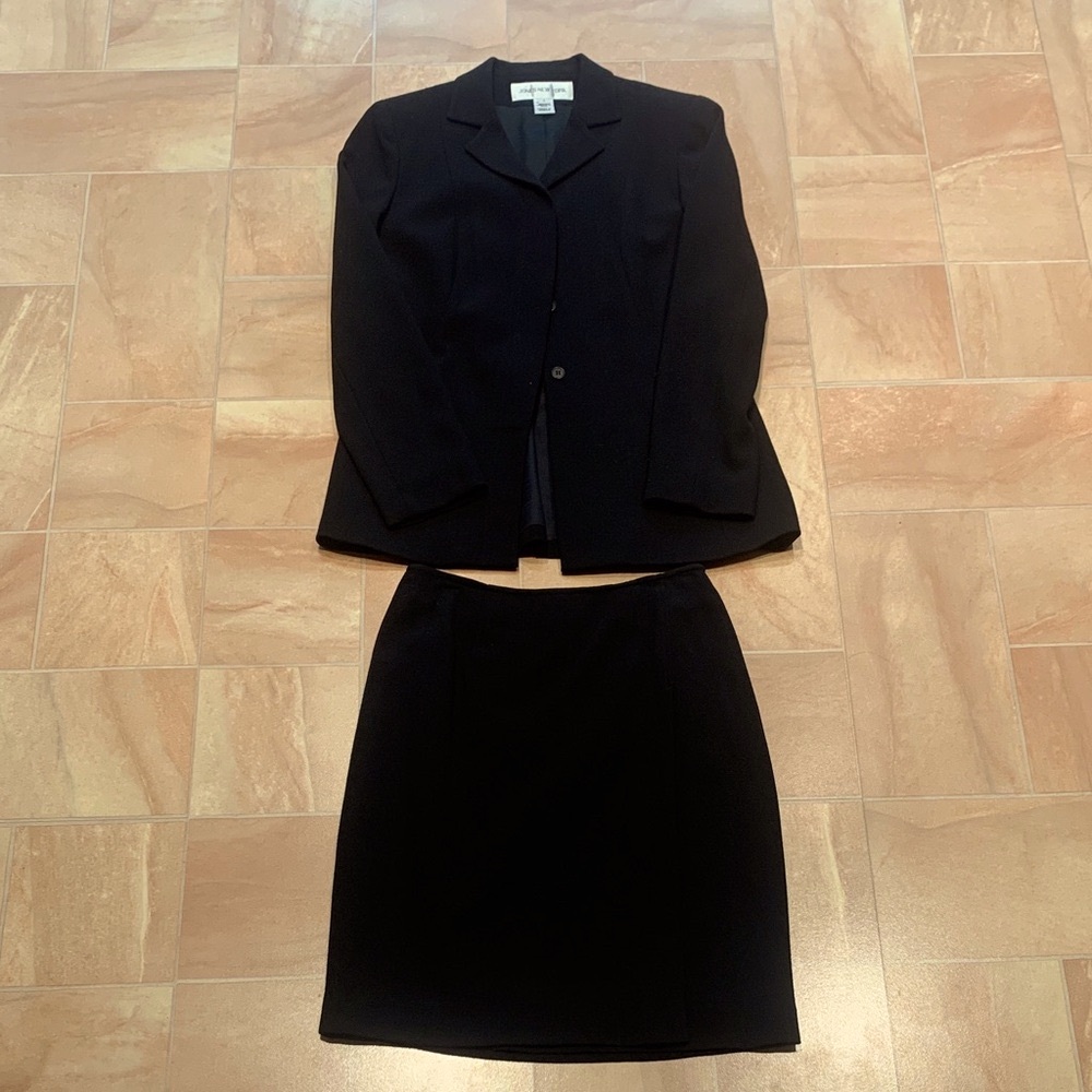 Jones New York Women's Black Business Button Down Jacket Blazer & Skirt Set